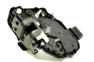  Genuine Door latch left rear Range Rover Sport & Discovery 3 &4 Range Rover Evoque LR091361G
