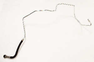 Hose auto trans oil cooler Discovery 2 TD5  UBP101601