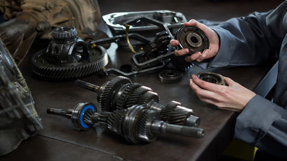Land Rover Maintenance: Genuine Parts vs. Second-Hand